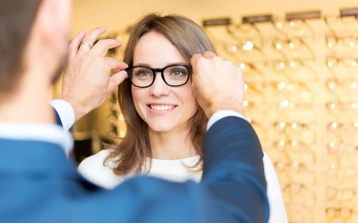 Votre opticien lunetier : comment en trouer un ?