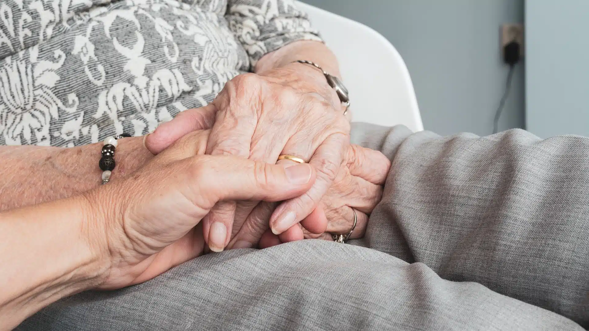 Quel est le rôle de l'auxiliaire de vie pour personnes âgées ?